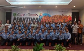 Penutupan Dasar Mekanik Alat Berat Tahun 2024 diselenggarakan oleh Dinas Transmigrasi dan Tenaga Kerja Kabupaten Kutai kartanegara